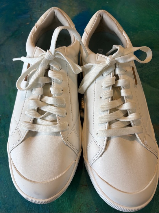 Dr. Scholl's Women's White Low-Top Sneakers - Picture 4 of 4